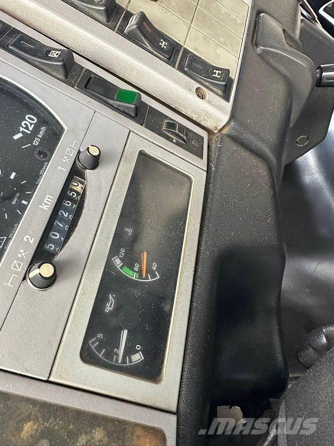 MAN 33.408 Camion benne
