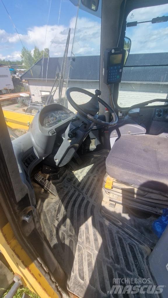 Komatsu WA 380 Chargeuse sur pneus