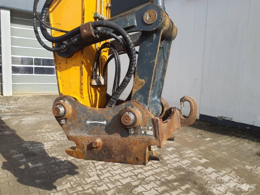 Hyundai HX 300 L Pelle sur chenilles