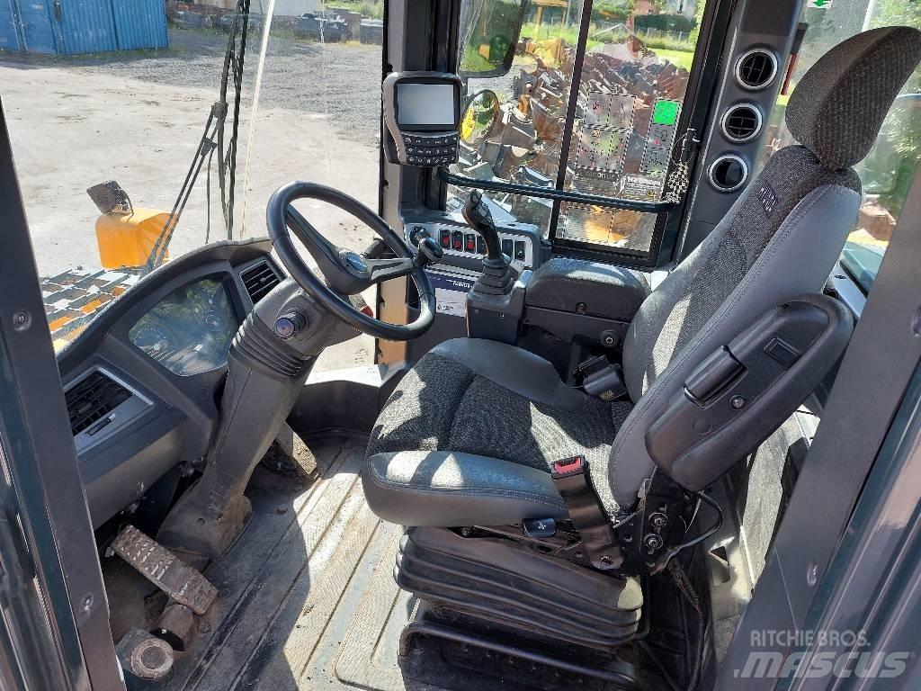 Hyundai HL 960 Chargeuse sur pneus