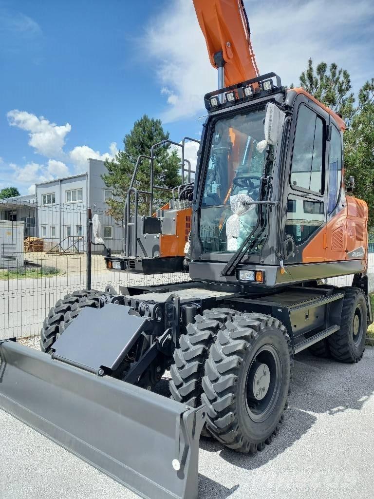 Doosan DX165WR-7K Pelle sur pneus