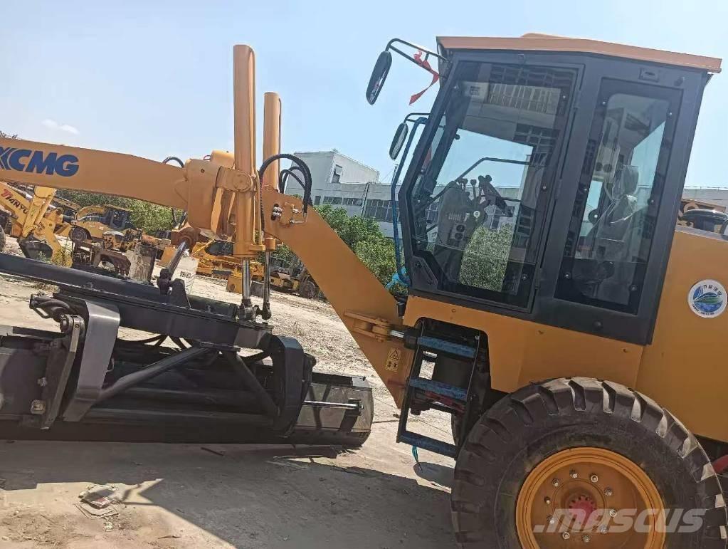 XCMG GR 1803 Niveleuse