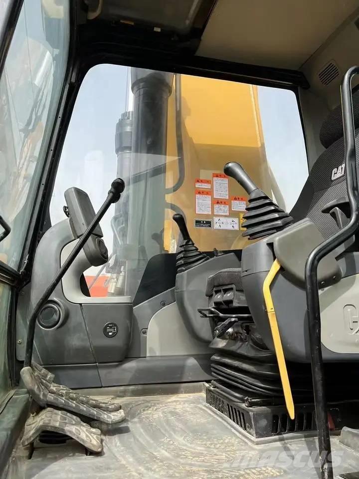 CAT 336D Pelle sur chenilles