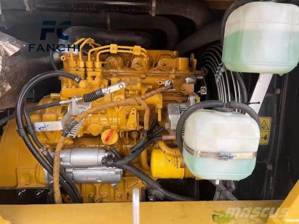 CAT 307 Pelle sur chenilles