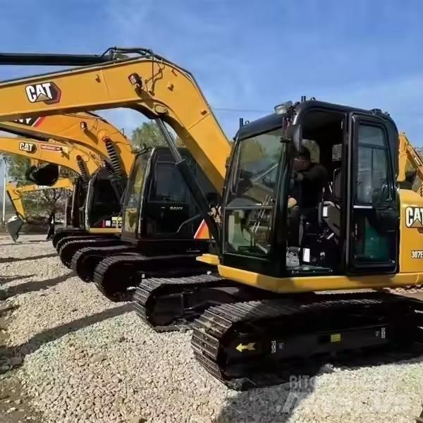 CAT CAT 307 Pelle sur chenilles