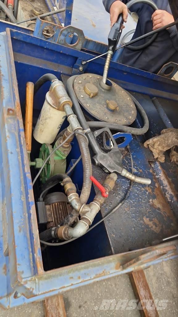  tolsma brandstoftank Autre grue / chargement