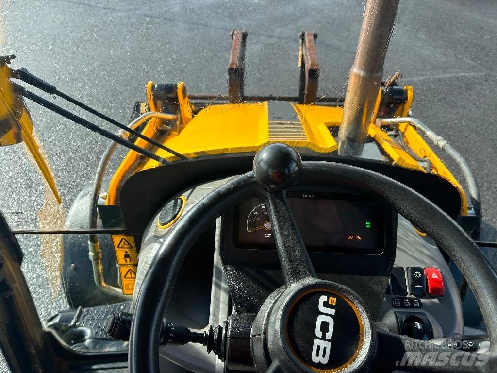 JCB 3CX 81kW / 108 BHP Tractopelle