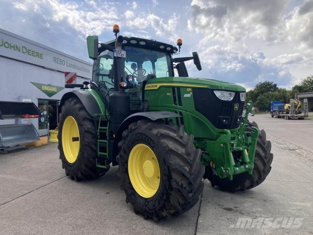 John Deere 6R250 Tracteur