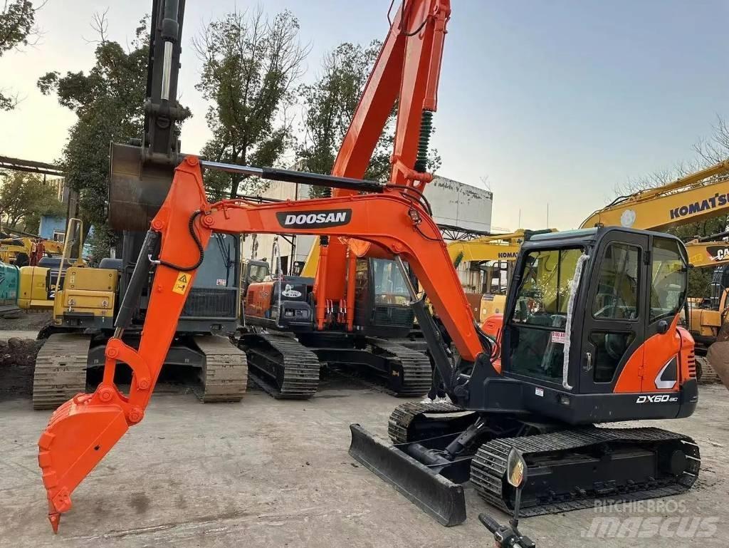 Doosan DX60-9C Mini pelle < 7t