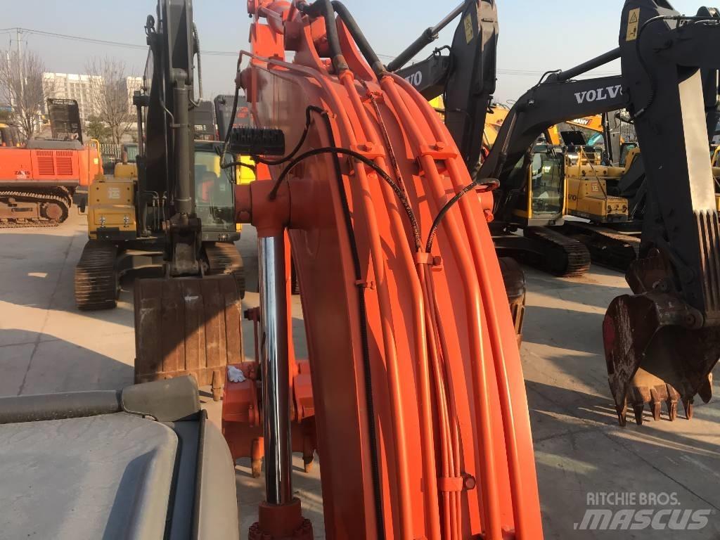 Hitachi ZX 130 Pelle sur chenilles