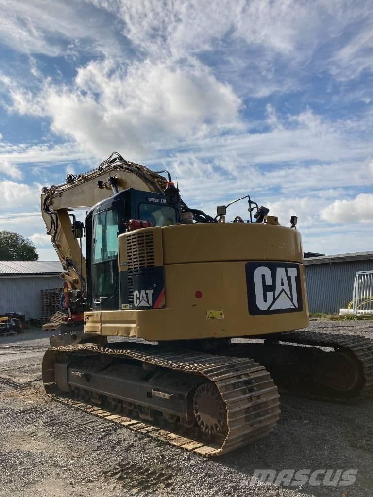 CAT 321 D Pelle sur chenilles