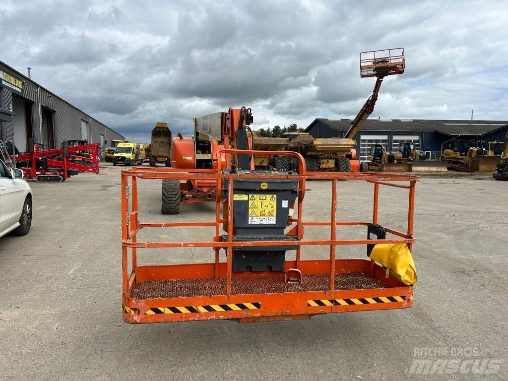 JLG 860 SJ Nacelles télescopiques