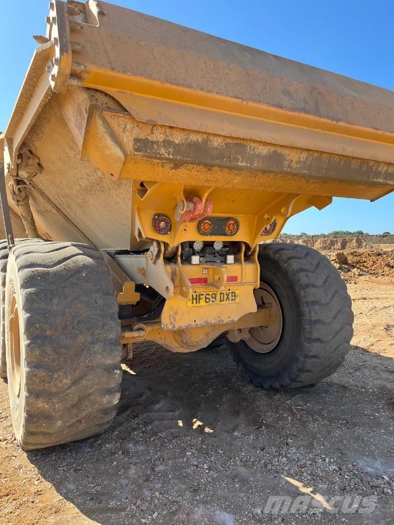 Bell B 25 E Tombereau articulé