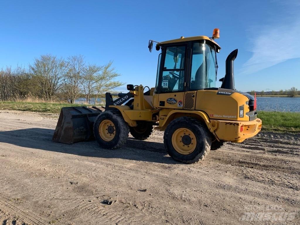 Volvo L 30 G Chargeuse sur pneus