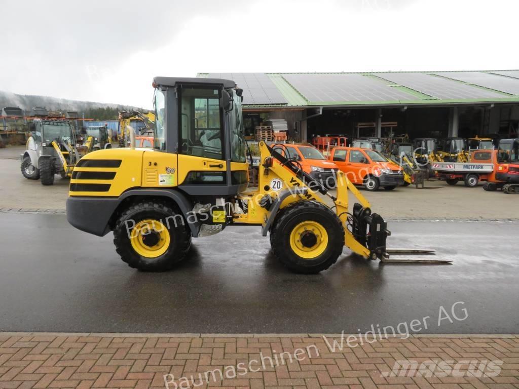 Yanmar V 80 Chargeuse sur pneus