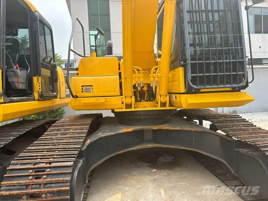Komatsu PC240LC-8 Pelle sur chenilles