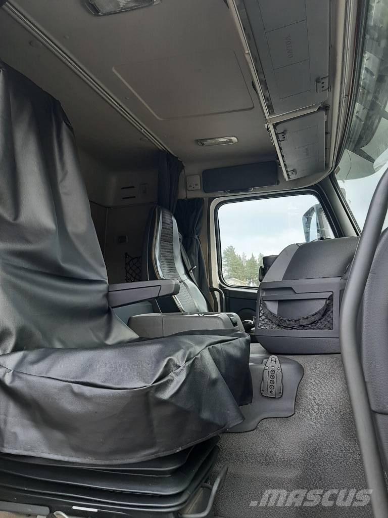 Volvo FM 11 Camion porte container