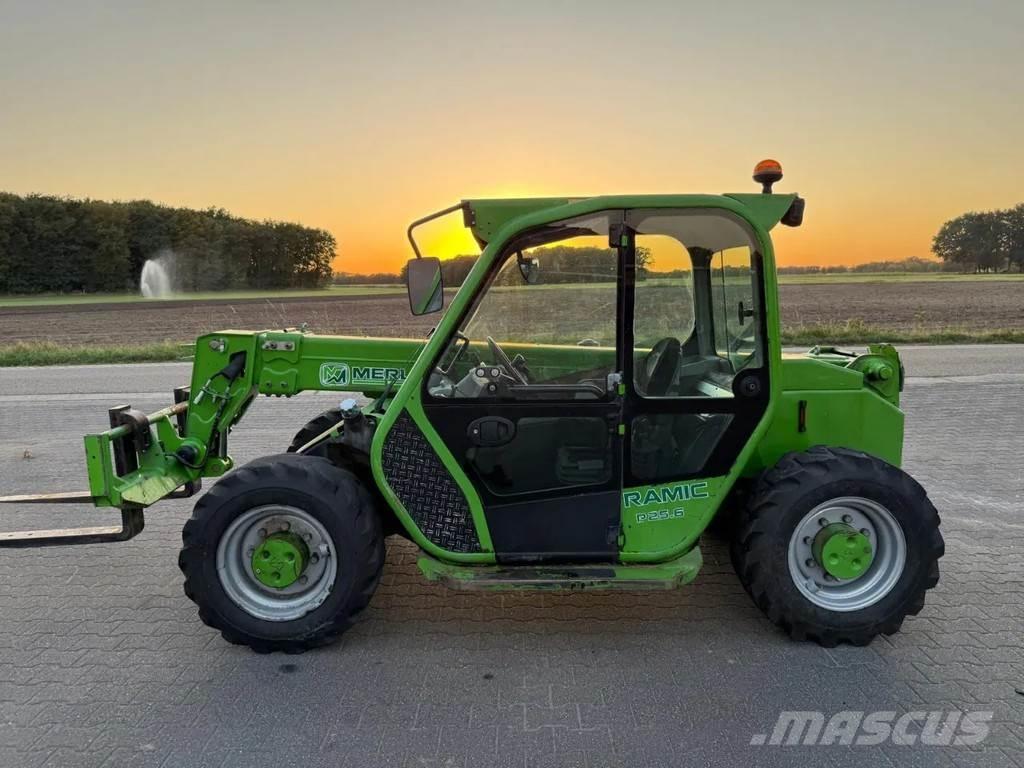 Merlo P25.6 Chariot télescopique