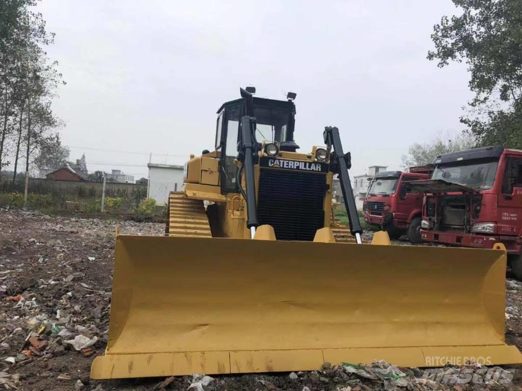 CAT D6H Bouteurs sur chenilles