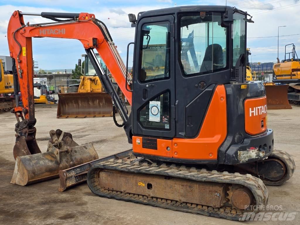 Hitachi ZX55U-5A CLR Mini pelle < 7t