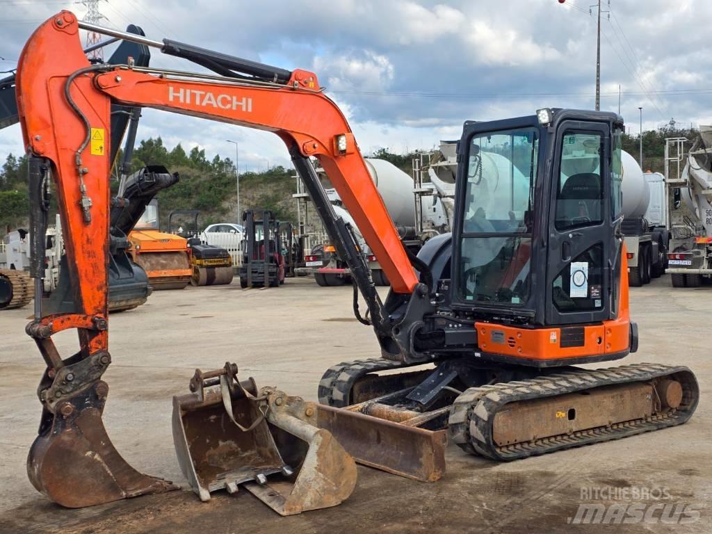 Hitachi ZX55U-5A CLR Mini pelle < 7t