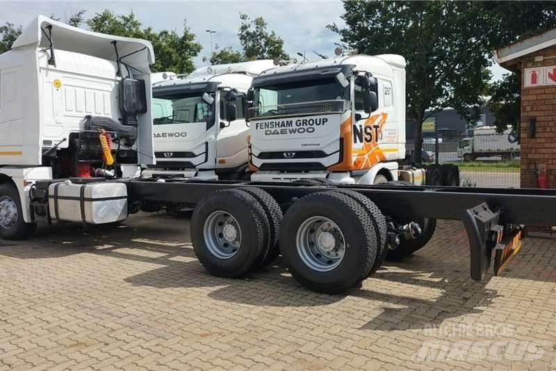Daewoo KL3TX Autre camion