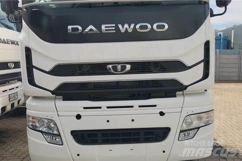 Daewoo KL3TX Autre camion