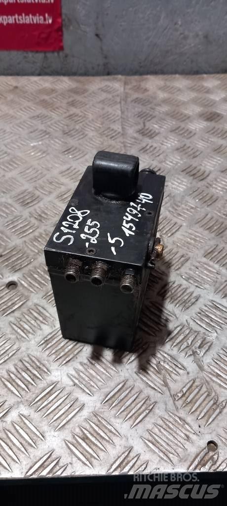 Scania 94 D.   1549740 Hydraulique
