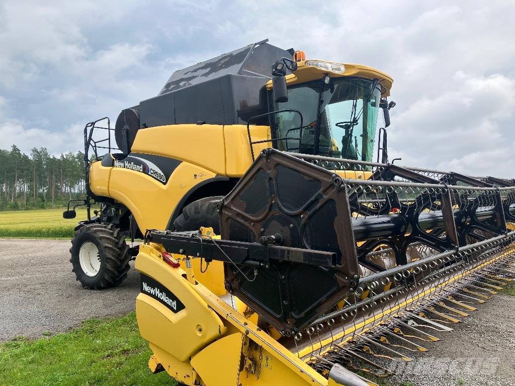 New Holland CR 980 Moissonneuse batteuse