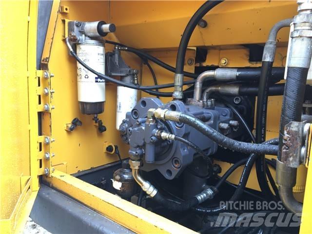Volvo EC240BLC Pelle sur chenilles