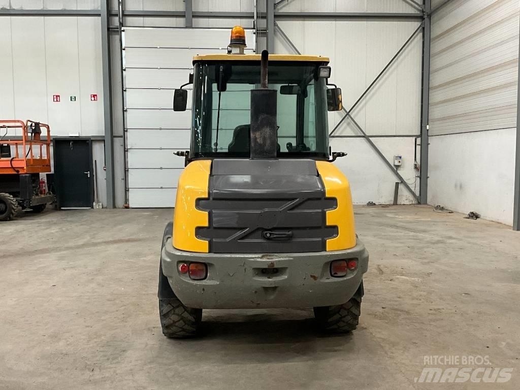 Volvo L 25 F Chargeuse sur pneus