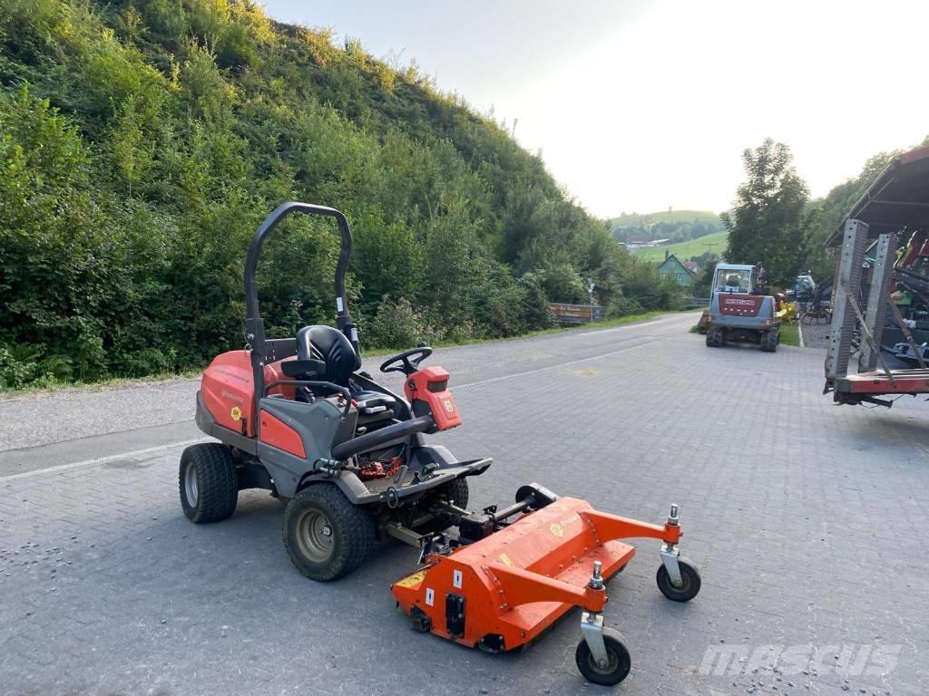 Husqvarna P 525 D Tondeuses montées
