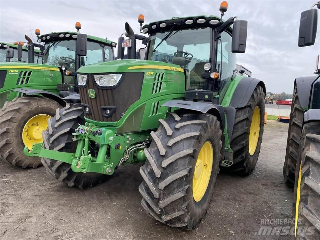 John Deere 6215R Tracteur