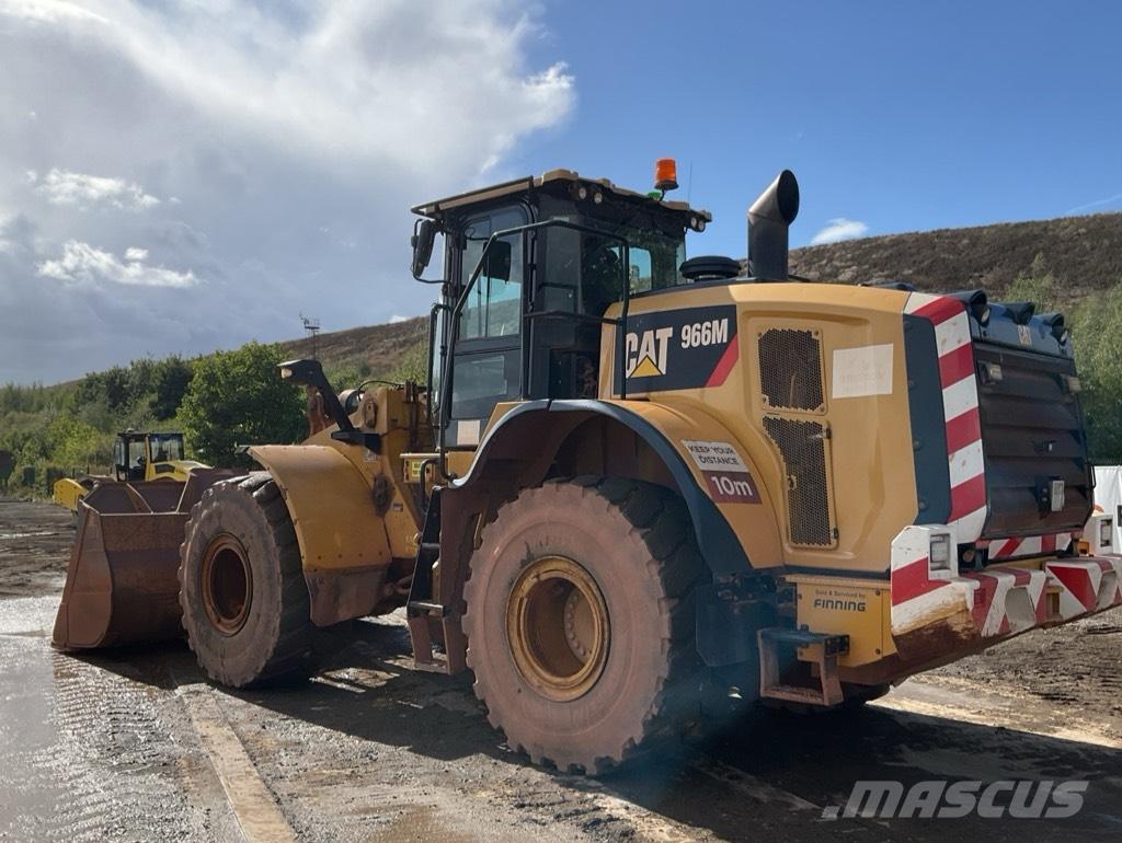 CAT 966 M Chargeuse sur pneus