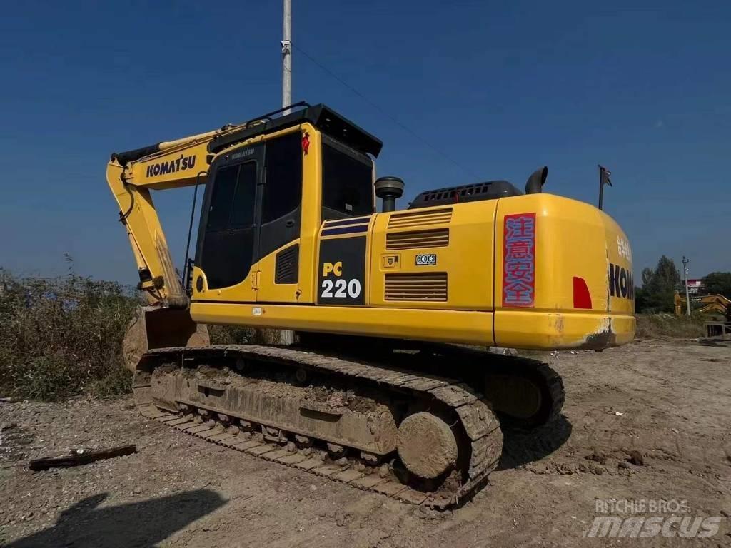 Komatsu PC 220 Pelle sur chenilles