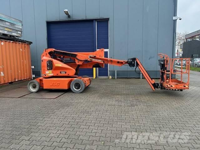 JLG E 400 AJPN Nacelles articulées