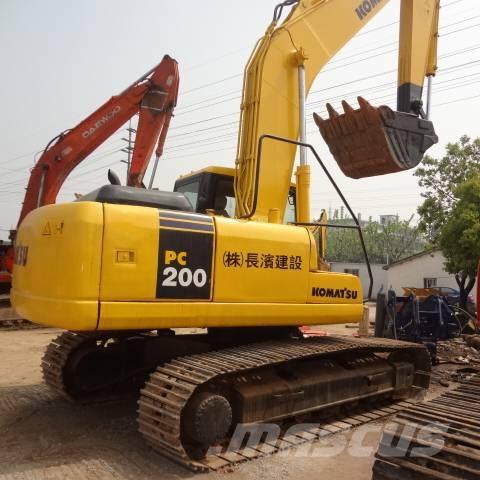 Komatsu PC 200-7 Pelle sur chenilles