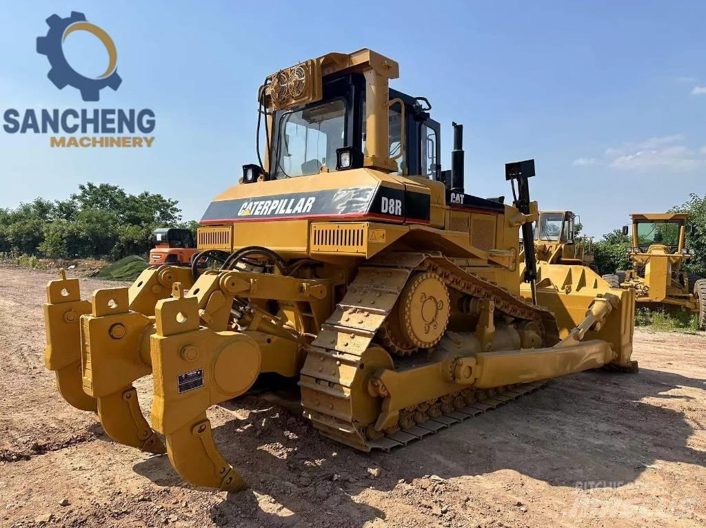 CAT D 8 R Bouteurs sur chenilles