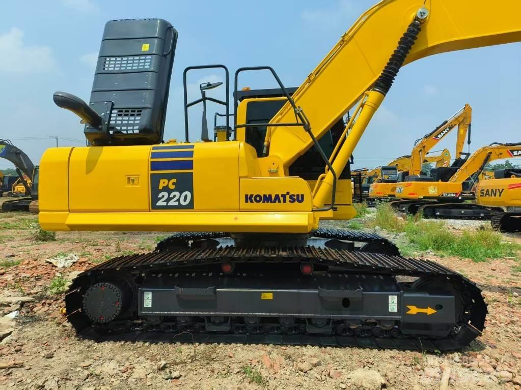 Komatsu PC 220-8 Pelle sur chenilles