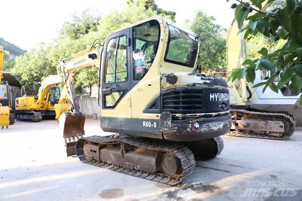 Hyundai R60-9 Mini pelle < 7t