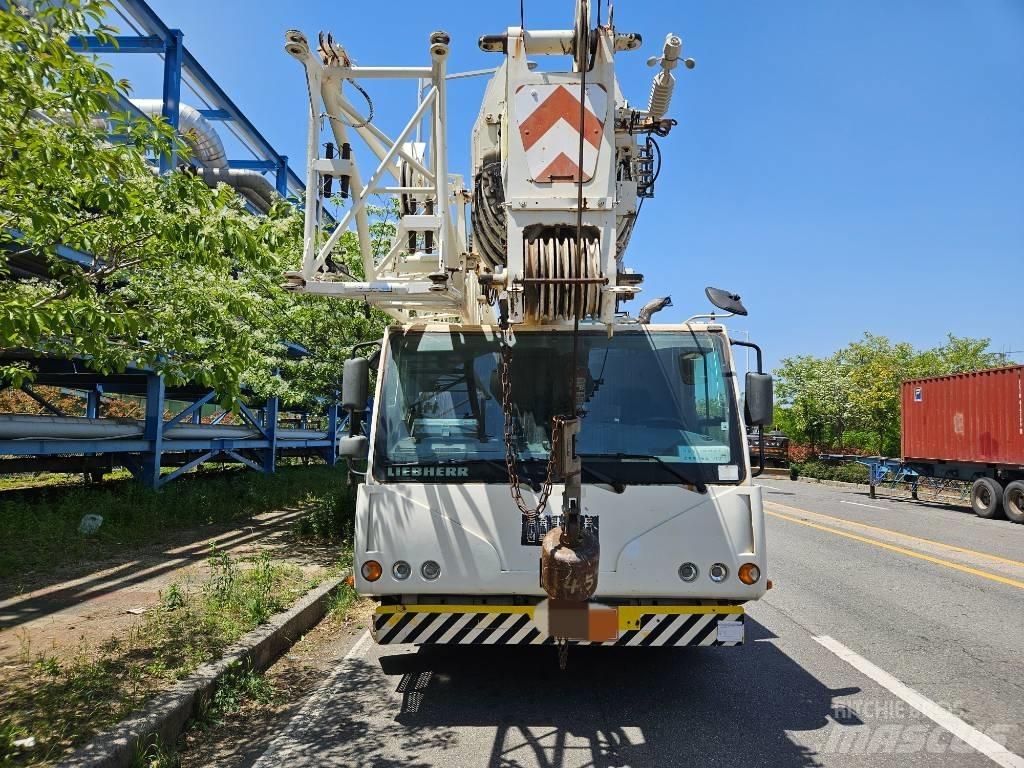 Liebherr LTM1055 Grues tout terrain