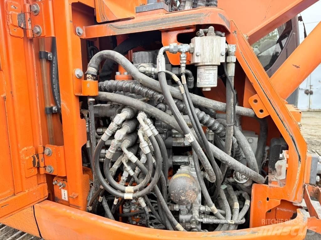 Doosan DX 140 LCR Pelle sur chenilles