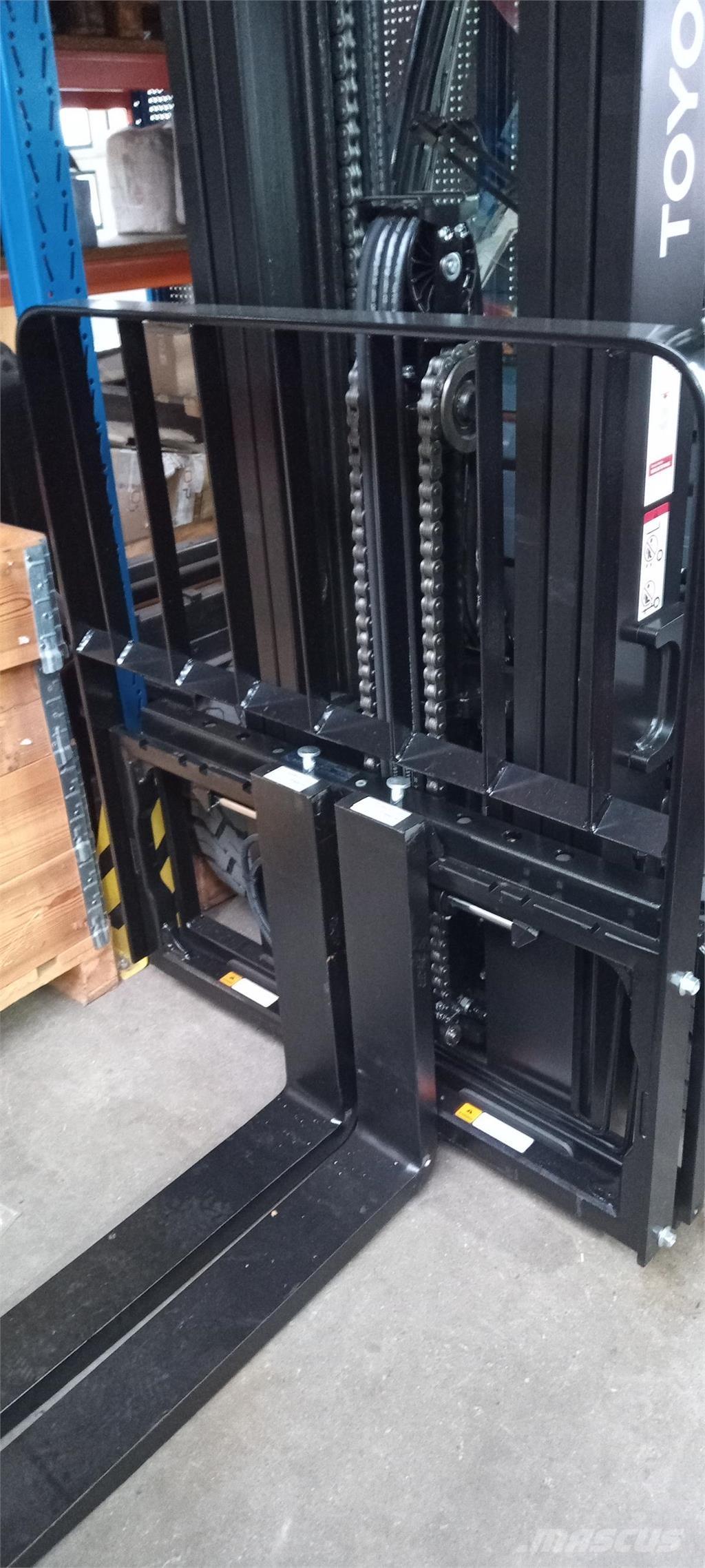 Toyota 52-8FDF30 Chariots diesel