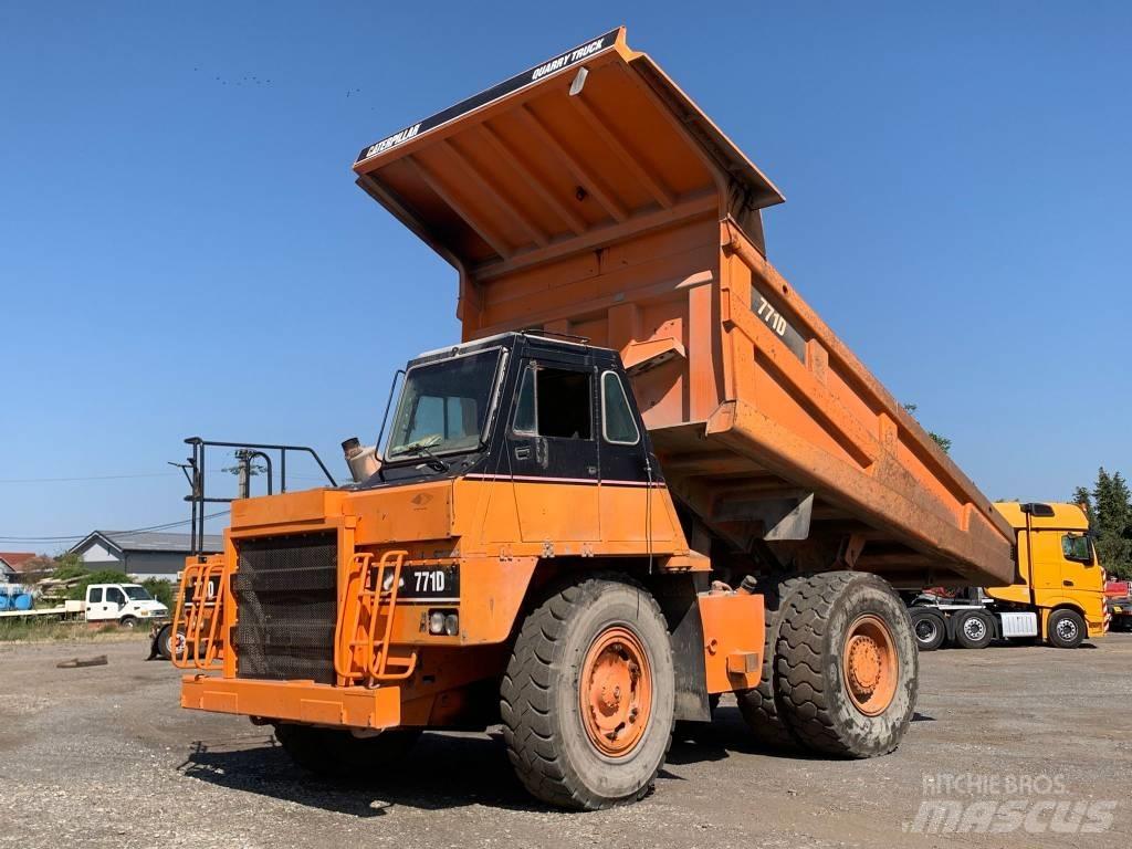CAT 771 D Tombereau rigide