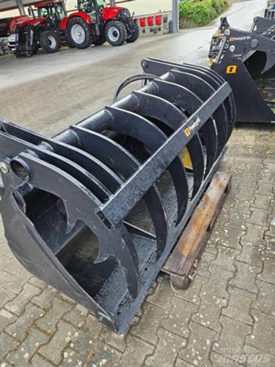 Ålö Powergrab 210 Tracteur