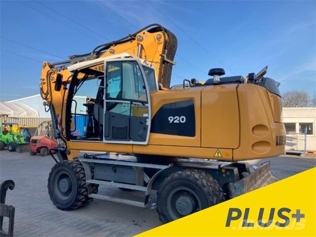 Liebherr A920 Pelle sur pneus