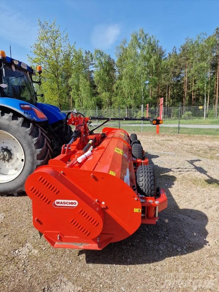 Maschio Gemella 620 Broyeur / Gyrobroyeur / Epareuse