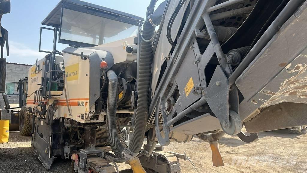 Wirtgen W 200 Tronçonneuse pour route