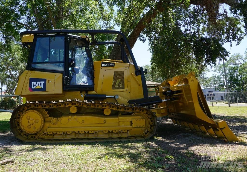 CAT D 6 K 2 LGP Bouteurs sur chenilles