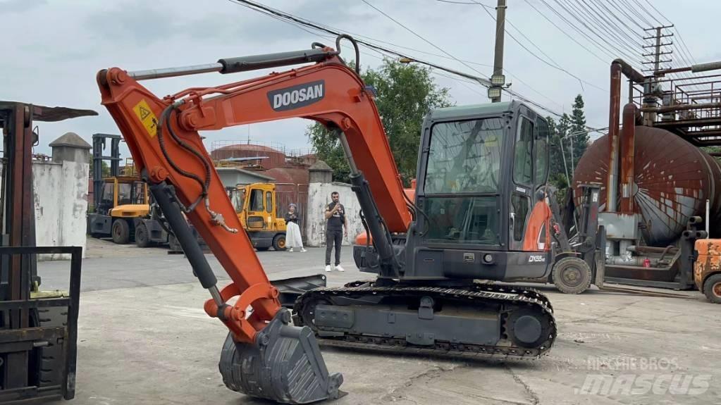 Doosan DX 55 Mini pelle < 7t
